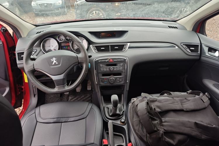Used Peugeot 308 2014 Enjoy Edition Classic 1.6L Manual Fashion Model Center Console