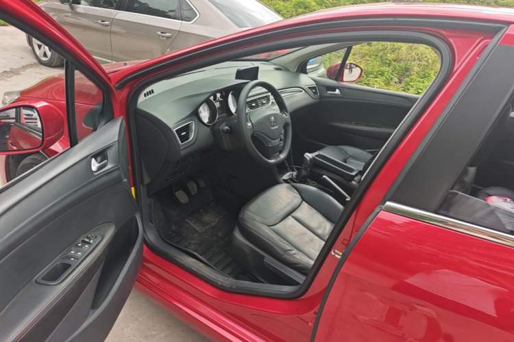 Used Peugeot 308 2014 Enjoy Edition Classic 1.6L Manual YouShang Model Driver Seat