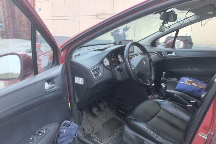 Used Peugeot 308 2014 Enjoy Edition Classic 1.6L Manual YouShang Model Driver Seat