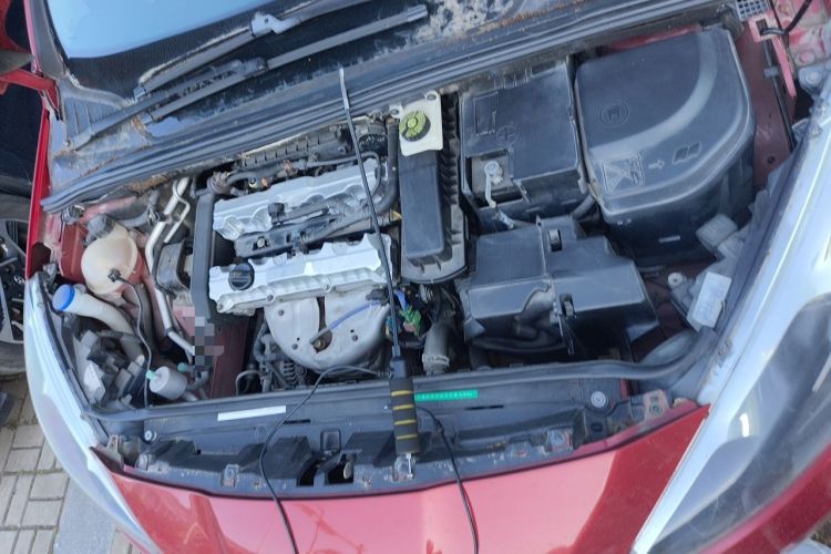 Used Peugeot 308 2014 Enjoy Edition Classic 1.6L Manual YouShang Model Engine Bay