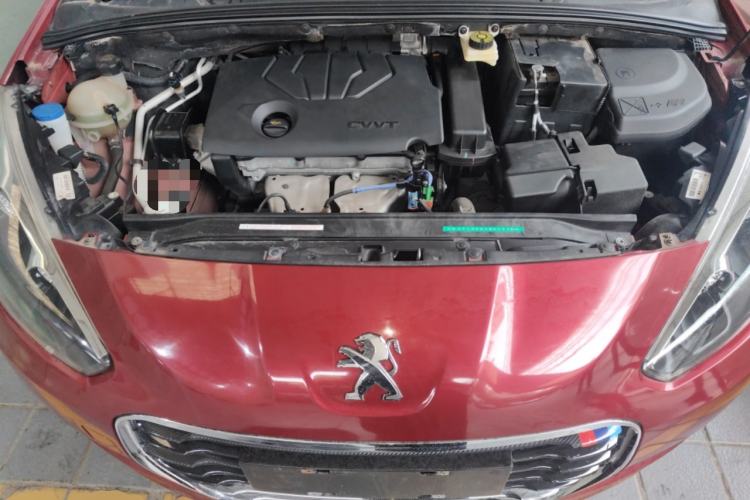 Used Peugeot 308 2014 Enjoy Edition Classic 1.6L Manual YouShang Model Engine Bay