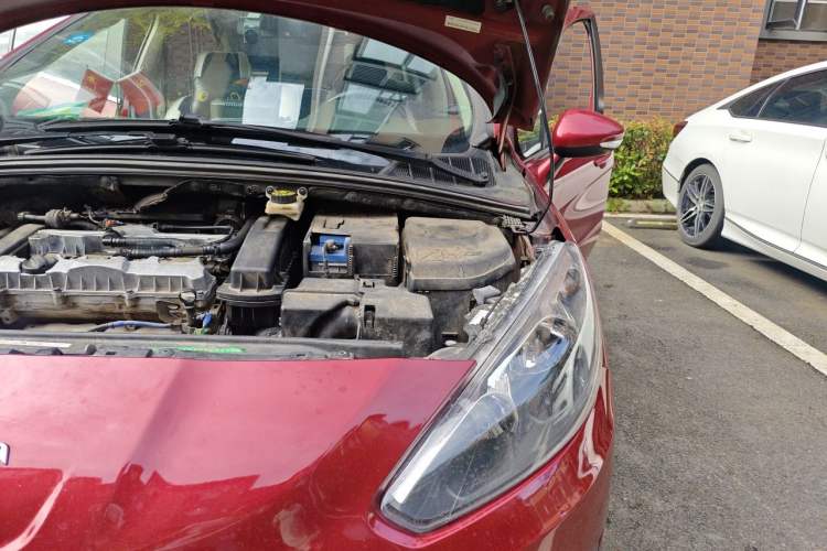 Used Peugeot 308 2014 Enjoyment Edition Classic 1.6L Automatic Fashion Model Engine Bay Left