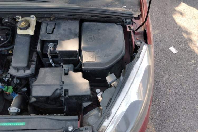 Used Peugeot 308 2014 Enjoyment Edition Classic 1.6L Automatic Fashion Model Engine Bay Left