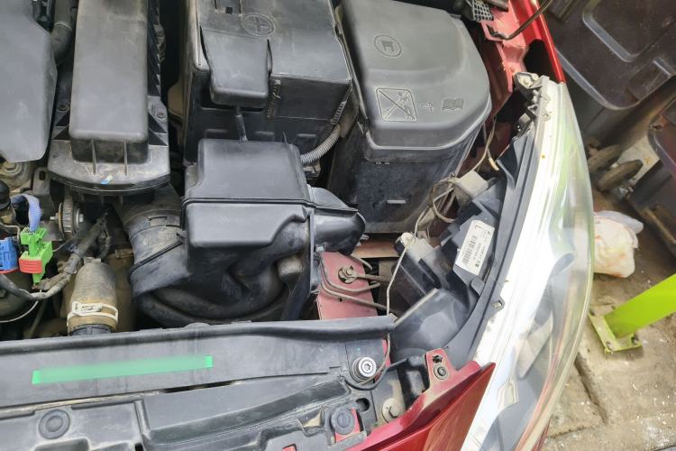Used Peugeot 308 2014 Enjoy Edition Classic 1.6L Manual YouShang Model Engine Bay Left