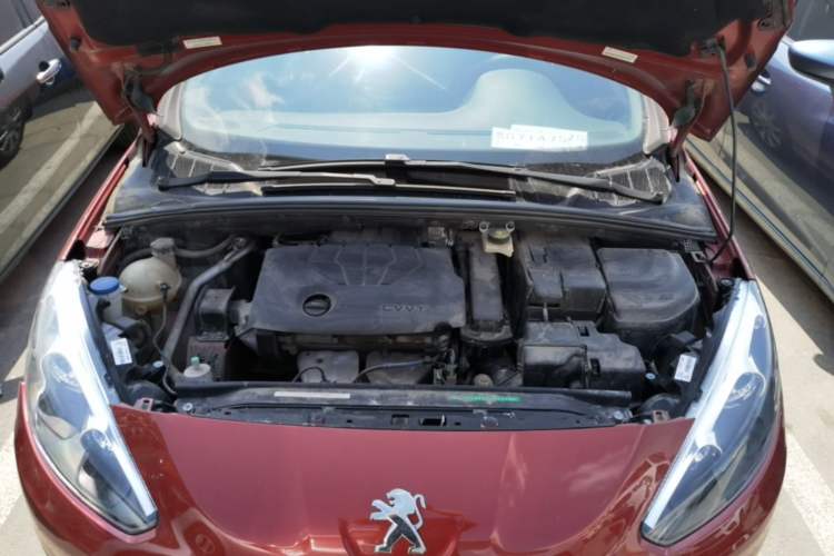 Used Peugeot 308 2014 Enjoy Edition Classic 1.6L Manual YouShang Model Engine Bay