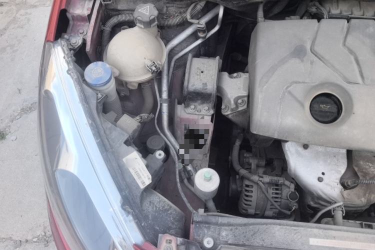 Used Peugeot 308 2014 Enjoy Edition Classic 1.6L Manual YouShang Model Engine Bay Right