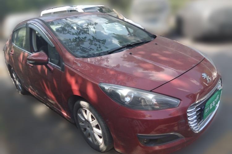 Used Peugeot 308 2014 Enjoyment Edition Classic 1.6L Automatic Fashion Model Front Right 45 Deg