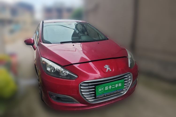 Used Peugeot 308 2014 Enjoyment Edition Classic 1.6L Automatic Fashion Model Front Right 45 Deg