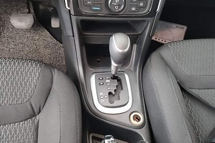 Used Peugeot 308 2014 Enjoyment Edition Classic 1.6L Automatic Fashion Model Gear Lever