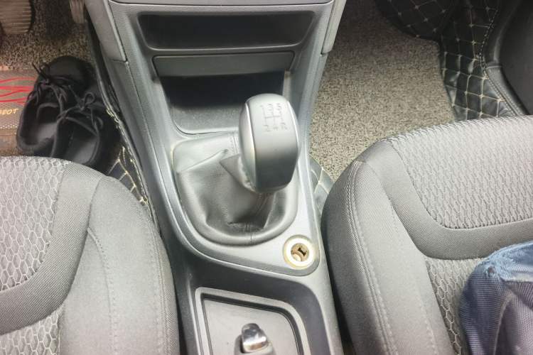 Used Peugeot 308 2014 Enjoy Edition Classic 1.6L Manual YouShang Model Gear Lever