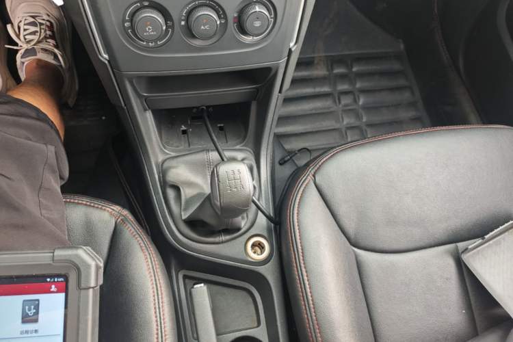 Used Peugeot 308 2014 Enjoy Edition Classic 1.6L Manual YouShang Model Gear Lever