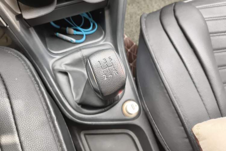 Used Peugeot 308 2014 Enjoy Edition Classic 1.6L Manual YouShang Model Gear Lever