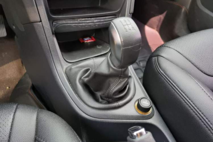Used Peugeot 308 2014 Enjoy Edition Classic 1.6L Manual YouShang Model Gear Lever