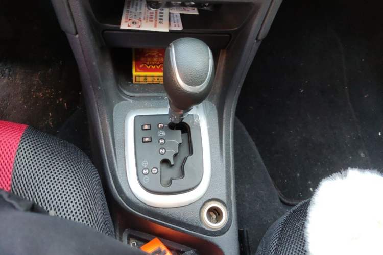 Used Peugeot 308 2014 Enjoy Edition Classic 1.6L Automatic Premium Model Gear Lever