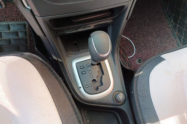 Used Peugeot 308 2014 Enjoy Edition Classic 1.6L Automatic Premium Model Gear Lever
