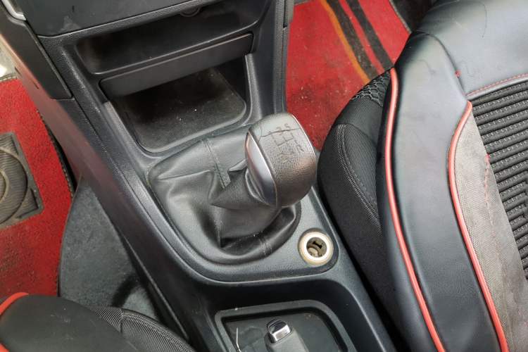 Used Peugeot 308 2014 Enjoy Edition Classic 1.6L Manual YouShang Model Gear Lever