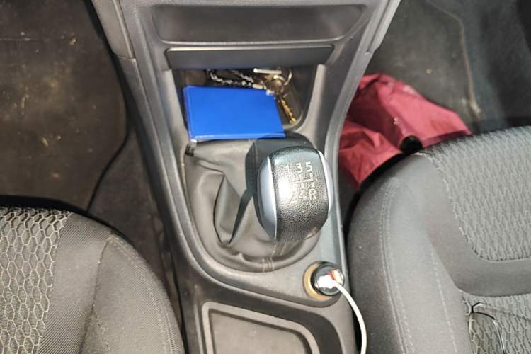 Used Peugeot 308 2014 Enjoy Edition Classic 1.6L Manual YouShang Model Gear Lever