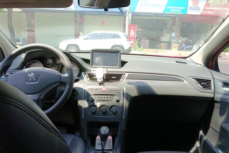 Used Peugeot 308 2014 Enjoy Edition Classic 1.6L Automatic Premium Model Headliner