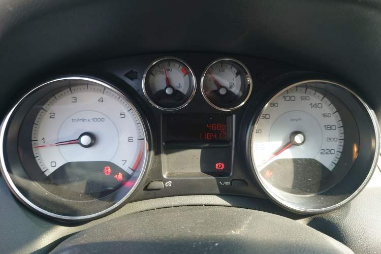 Used Peugeot 308 2014 Enjoy Edition Classic 1.6L Manual YouShang Model Instrument Cluster