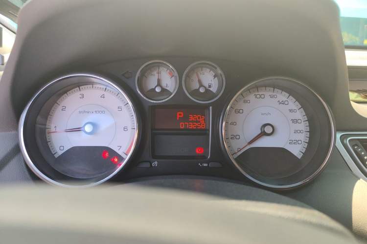 Used Peugeot 308 2014 Enjoyment Edition Classic 1.6L Automatic Fashion Model Instrument Cluster