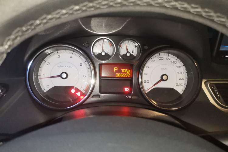 Used Peugeot 308 2014 Enjoy Edition Classic 1.6L Automatic Premium Model Instrument Cluster