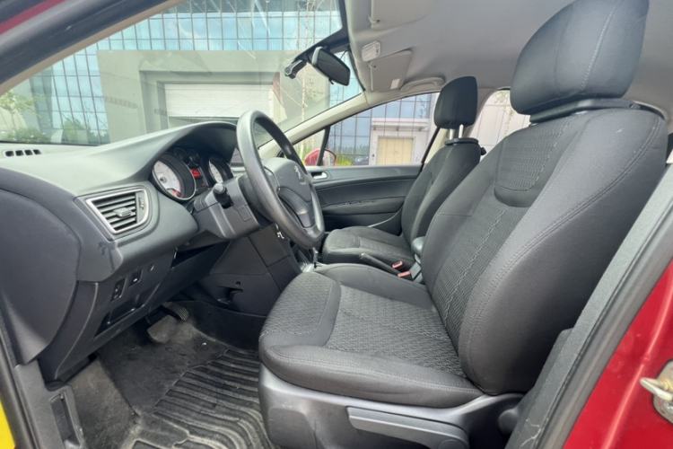 Used Peugeot 308 2014 Enjoy Edition Classic 1.6L Automatic Premium Model Interior 1