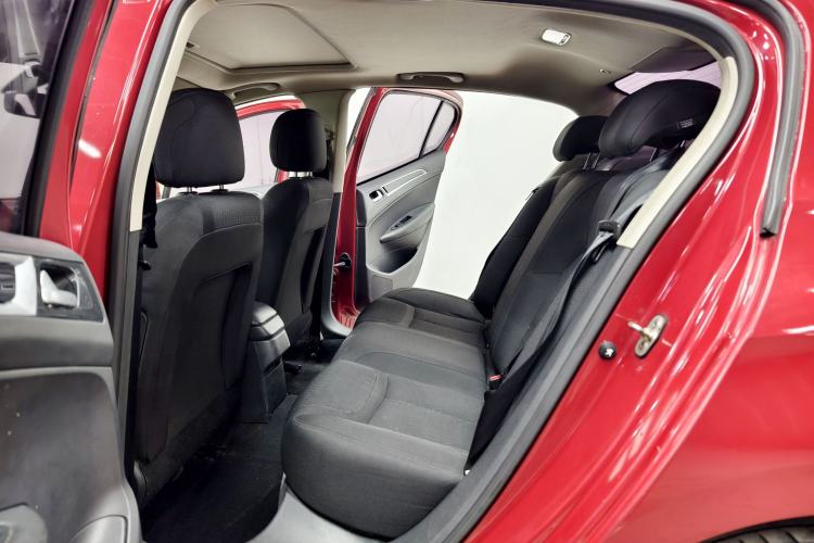 Used Peugeot 308 2014 Enjoyment Edition Classic 1.6L Automatic Fashion Model Interior 2