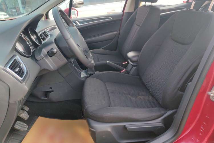 Used Peugeot 308 2014 Enjoy Edition Classic 1.6L Manual Fashion Model Interior 4