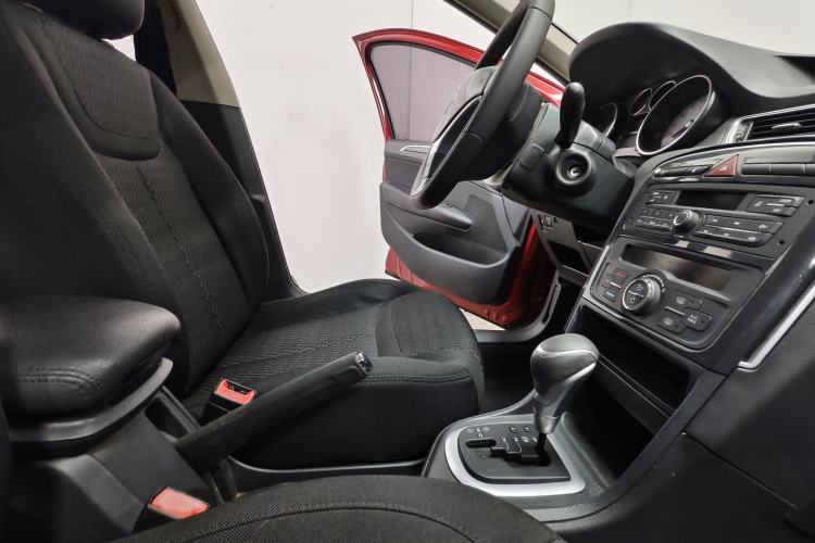 Used Peugeot 308 2014 Enjoyment Edition Classic 1.6L Automatic Fashion Model Interior 6