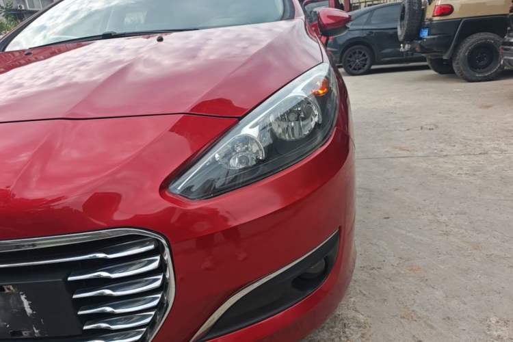 Used Peugeot 308 2014 Enjoy Edition Classic 1.6L Manual YouShang Model Left Front Headlight