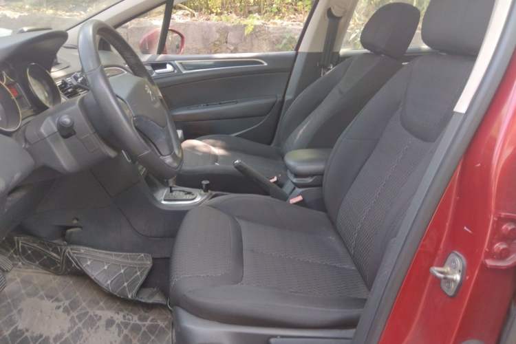 Used Peugeot 308 2014 Enjoyment Edition Classic 1.6L Automatic Fashion Model Left Front Seat