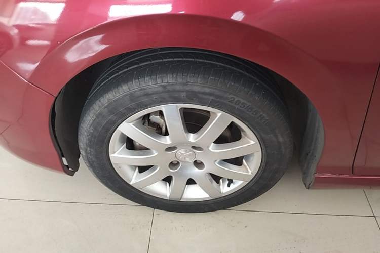 Used Peugeot 308 2014 Enjoyment Edition Classic 1.6L Automatic Fashion Model Left Front Wheel Hub