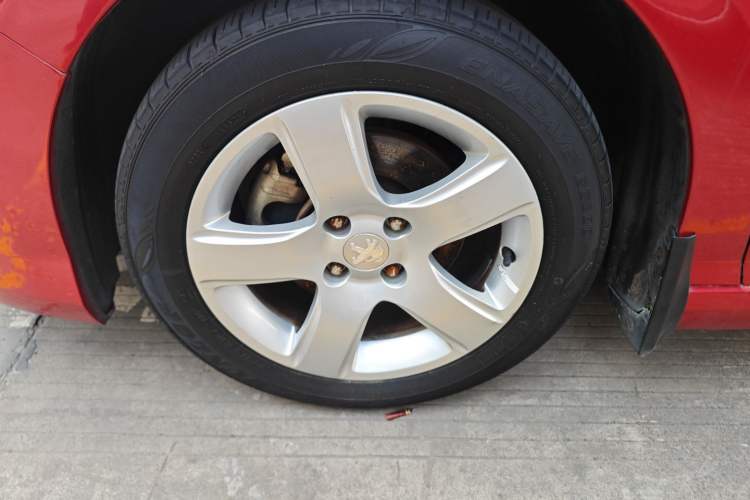 Used Peugeot 308 2014 Enjoy Edition Classic 1.6L Automatic Premium Model Left Front Wheel Hub