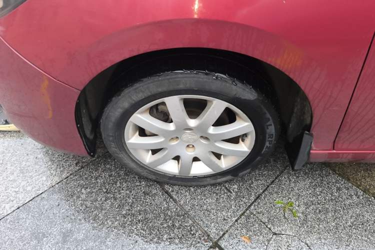 Used Peugeot 308 2014 Enjoy Edition Classic 1.6L Manual YouShang Model Left Front Wheel Hub