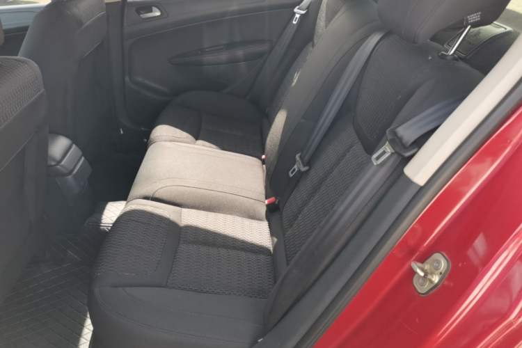Used Peugeot 308 2014 Enjoy Edition Classic 1.6L Manual YouShang Model Left Rear Seat