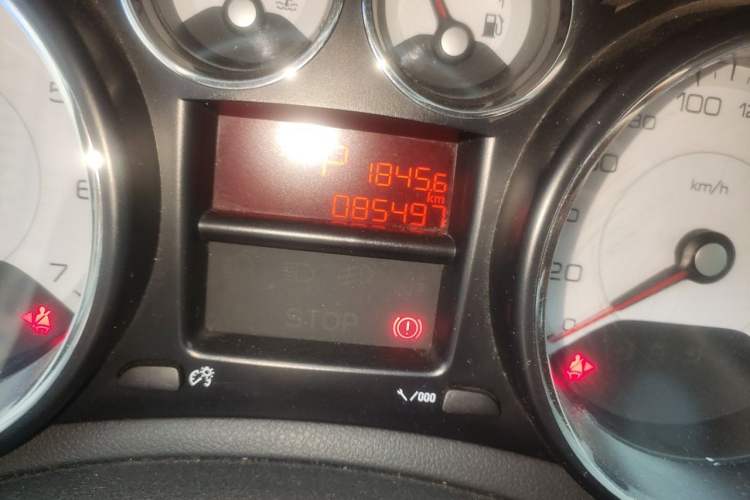 Used Peugeot 308 2014 Enjoy Edition Classic 1.6L Automatic Premium Model Odometer Close Up