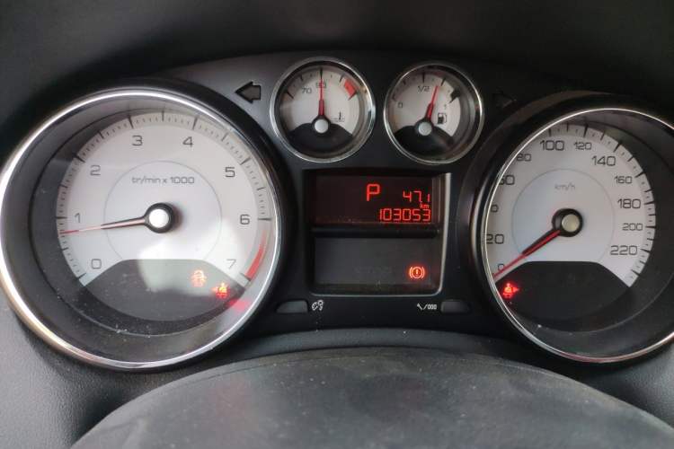 Used Peugeot 308 2014 Enjoy Edition Classic 1.6L Automatic Premium Model Odometer Close Up