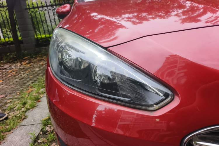 Used Peugeot 308 2014 Enjoy Edition Classic 1.6L Manual YouShang Model Right Front Headlight