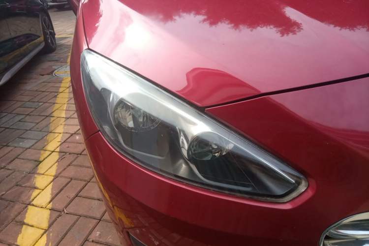 Used Peugeot 308 2014 Enjoy Edition Classic 1.6L Automatic Premium Model Right Front Headlight