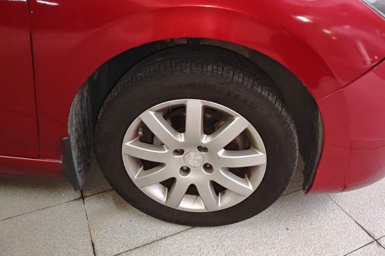 Used Peugeot 308 2014 Enjoy Edition Classic 1.6L Manual YouShang Model Right Front Wheel Hub