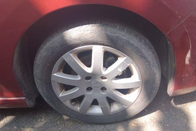Used Peugeot 308 2014 Enjoyment Edition Classic 1.6L Automatic Fashion Model Right Front Wheel Hub