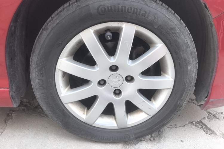 Used Peugeot 308 2014 Enjoy Edition Classic 1.6L Manual YouShang Model Right Front Wheel Hub