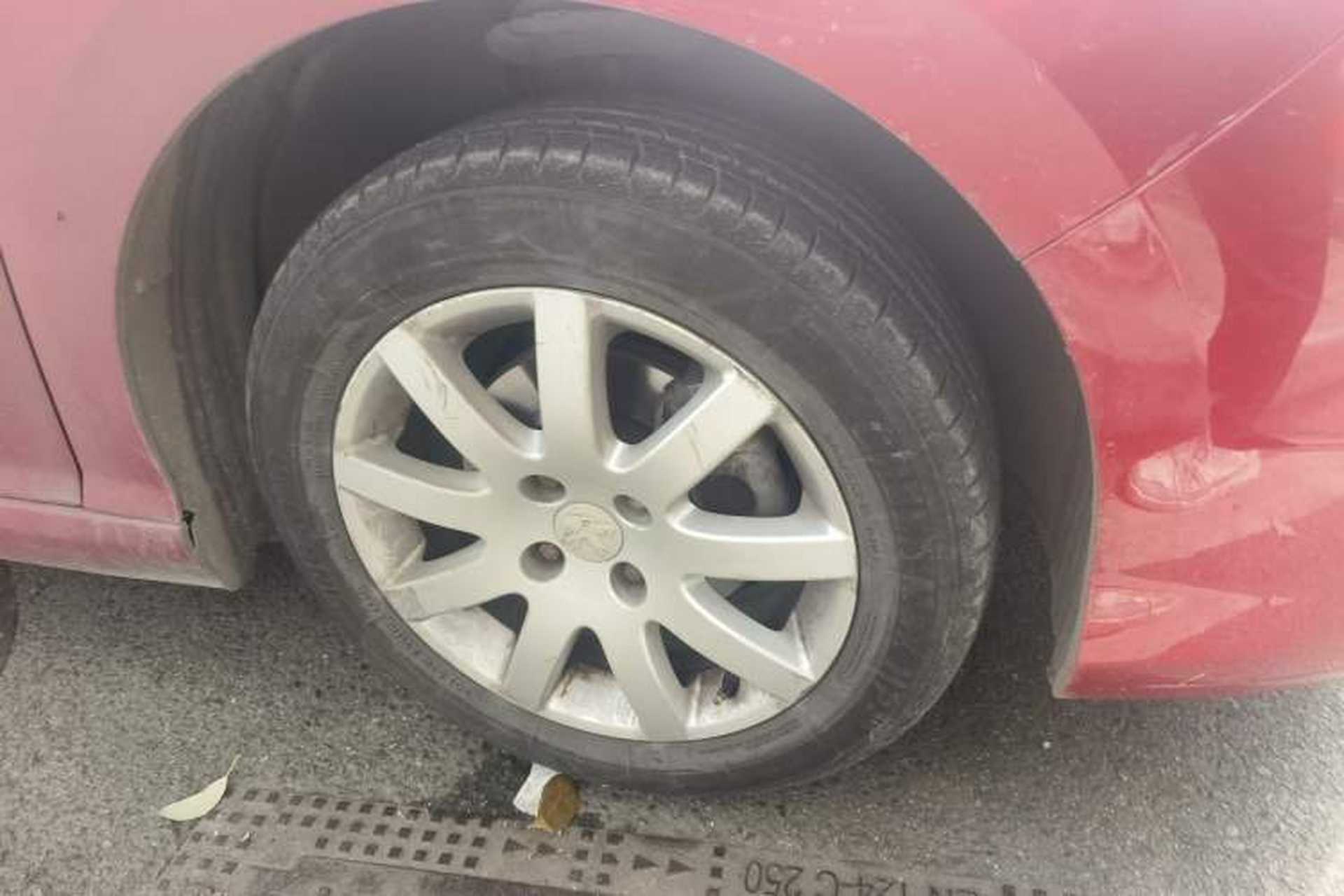 Used Peugeot 308 2014 Enjoy Edition Classic 1.6L Manual YouShang Model Right Front Wheel Hub