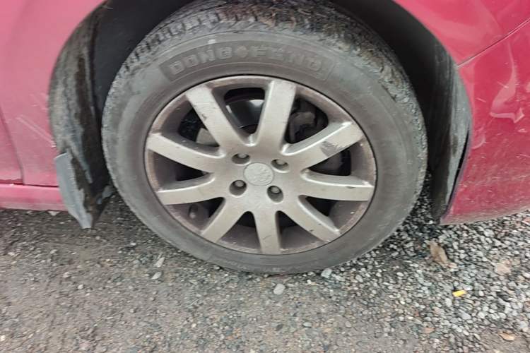 Used Peugeot 308 2014 Enjoyment Edition Classic 1.6L Automatic Fashion Model Right Front Wheel Hub