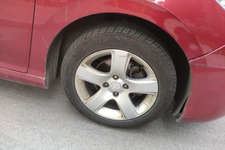 Used Peugeot 308 2014 Enjoy Edition Classic 1.6L Automatic Premium Model Right Front Wheel Hub