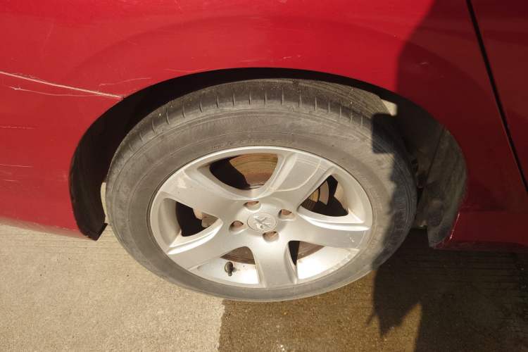 Used Peugeot 308 2014 Enjoy Edition Classic 1.6L Manual YouShang Model Right Rear Wheel Hub