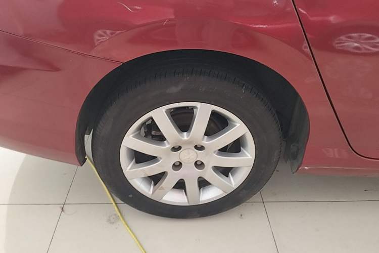 Used Peugeot 308 2014 Enjoyment Edition Classic 1.6L Automatic Fashion Model Right Rear Wheel Hub