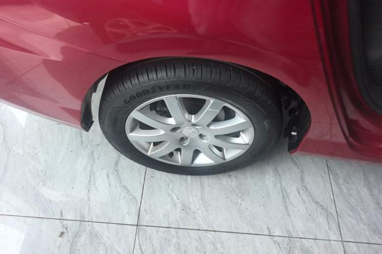 Used Peugeot 308 2014 Enjoyment Edition Classic 1.6L Automatic Fashion Model Right Rear Wheel Hub