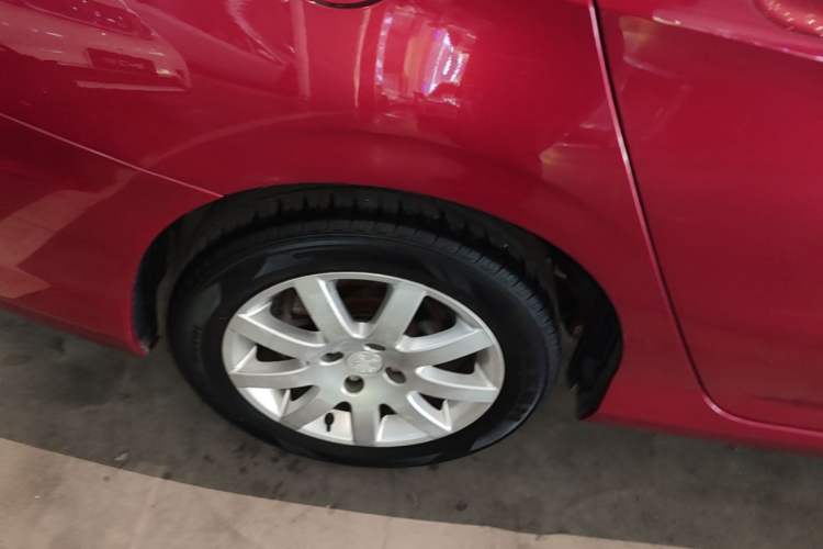 Used Peugeot 308 2014 Enjoy Edition Classic 1.6L Automatic Premium Model Right Rear Wheel Hub
