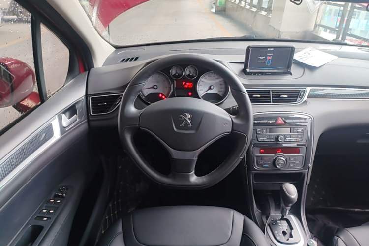 Used Peugeot 308 2014 Enjoy Edition Classic 1.6L Automatic Premium Model Steering Wheel